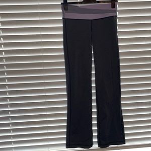 Lululemon yoga pants